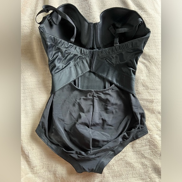 36D Maidenwear shapewear used - Picture 2 of 9